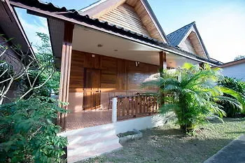 Poonsap Apartment Ban Ai Dao