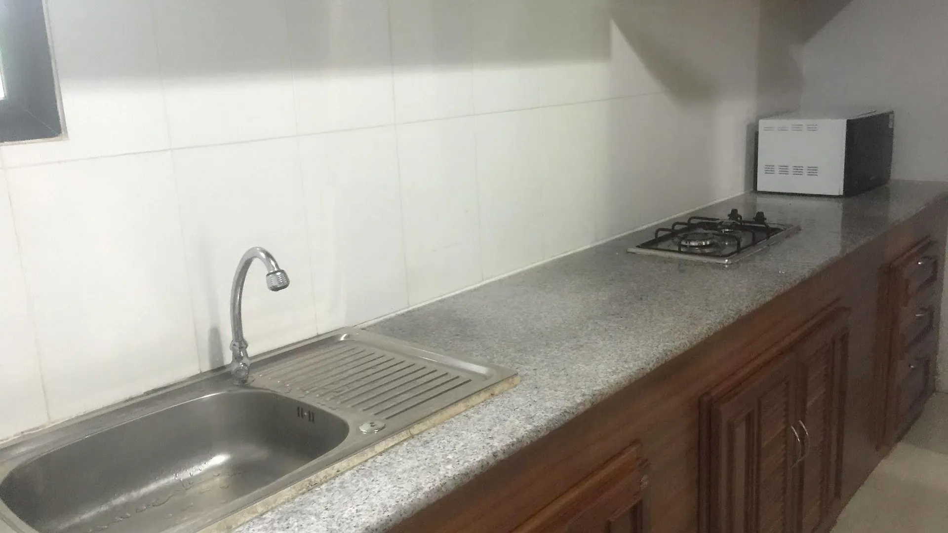 Poonsap Apartment Ban Ai Dao タイ王国
